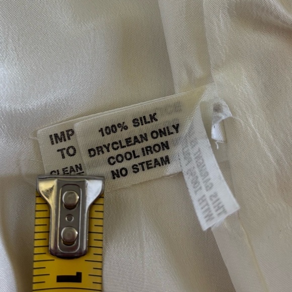 Private Label By Events Silk Single-Breasted Cream Blazer Size 12 Ornate Buttons - Picture 10 of 15